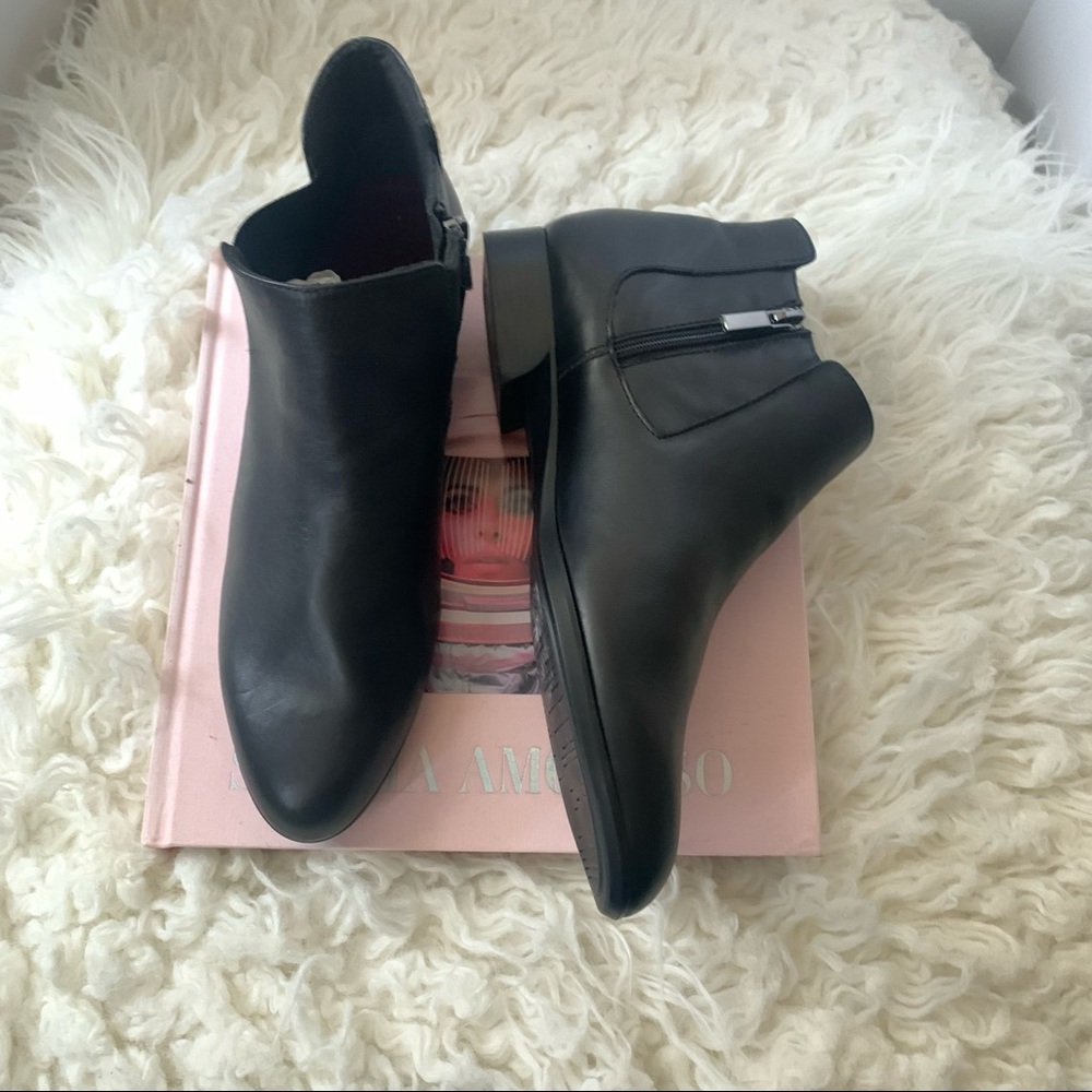 Munro Averee Ankle Bootie Zip Up Size 9.5 - Picture 9 of 10